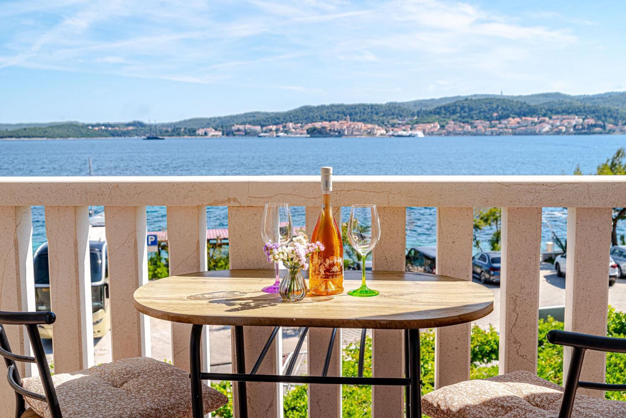 Apartment mit 2 Schlafzimmern und Meerblick